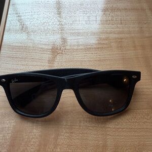 Ray-Ban Classic Black Sunglasses